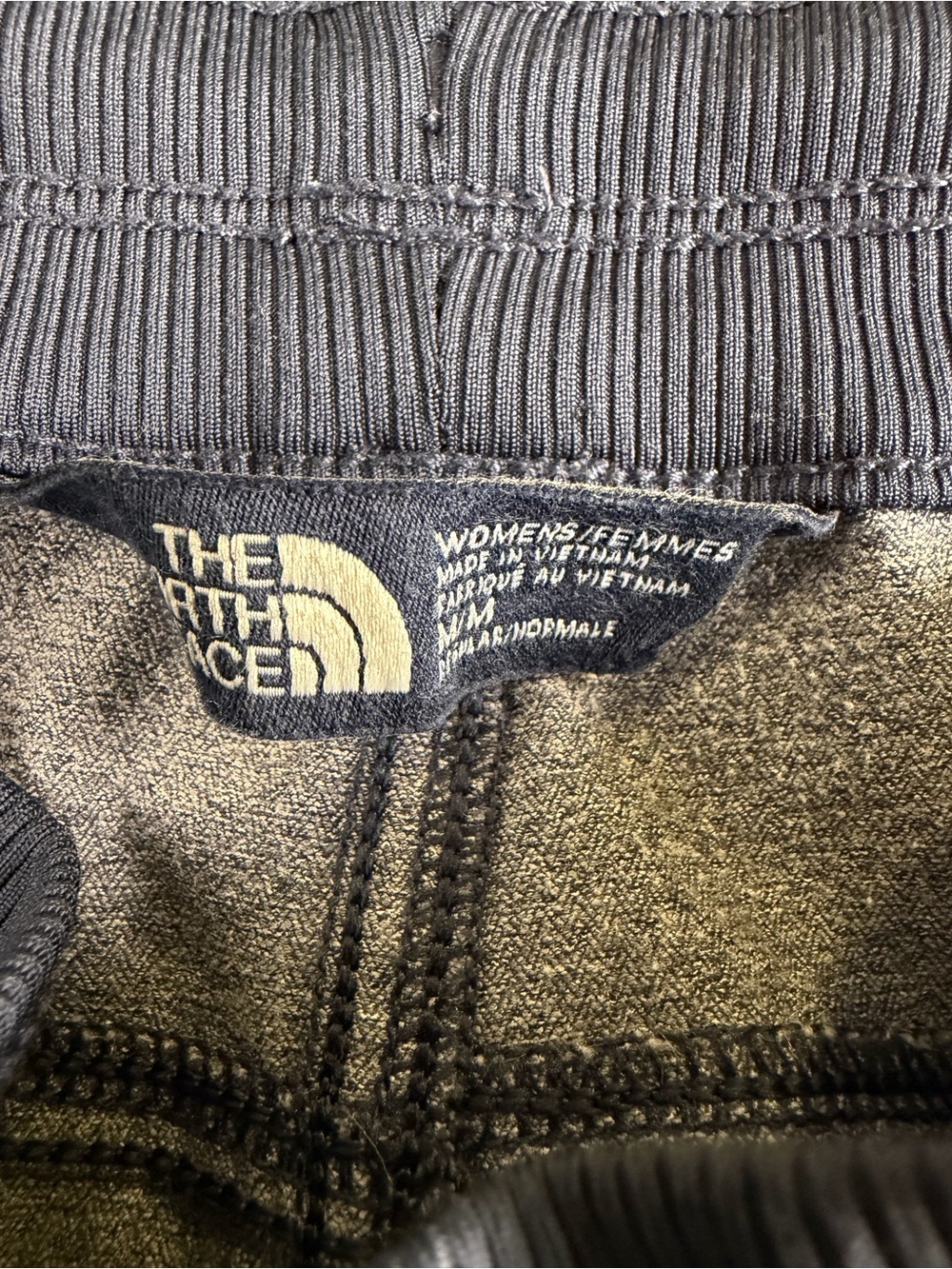 The North Face Women's Navy Athletic Drawstring Shorts - Picture 5 of 14